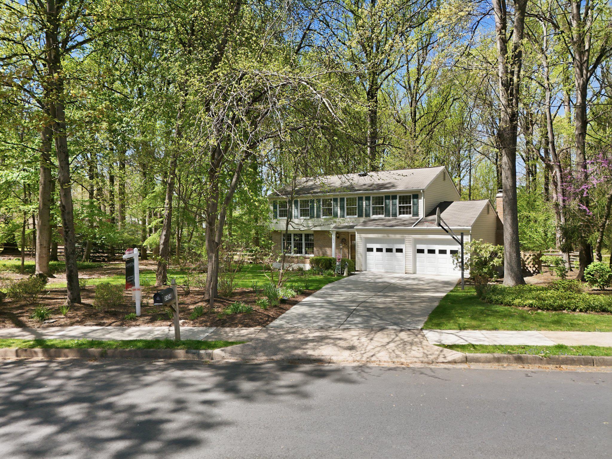 RESTON - Residential