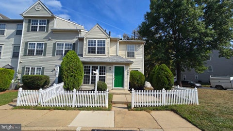 Townhouse For Sale - 19001 Lark Song Terrace<br/> Montgomery County, GERMANTOWN, MD 20874