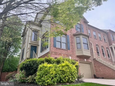 9512 LAGERSFIELD CIRCLE VIENNA VA 22181