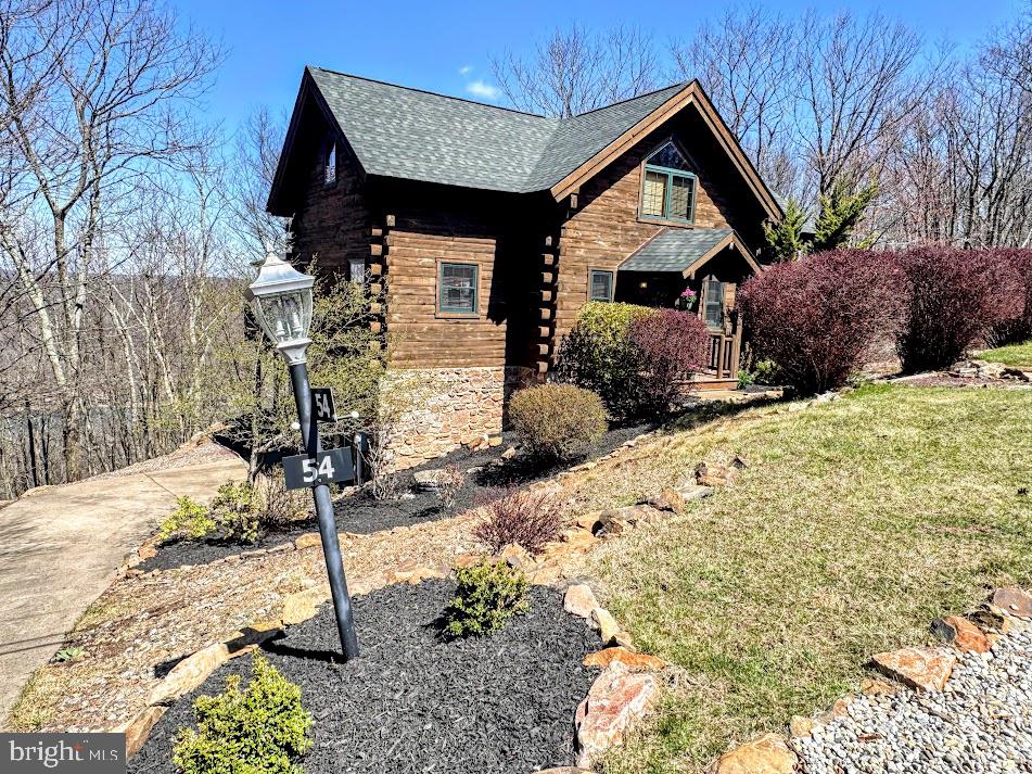 54 SUMMIT RD