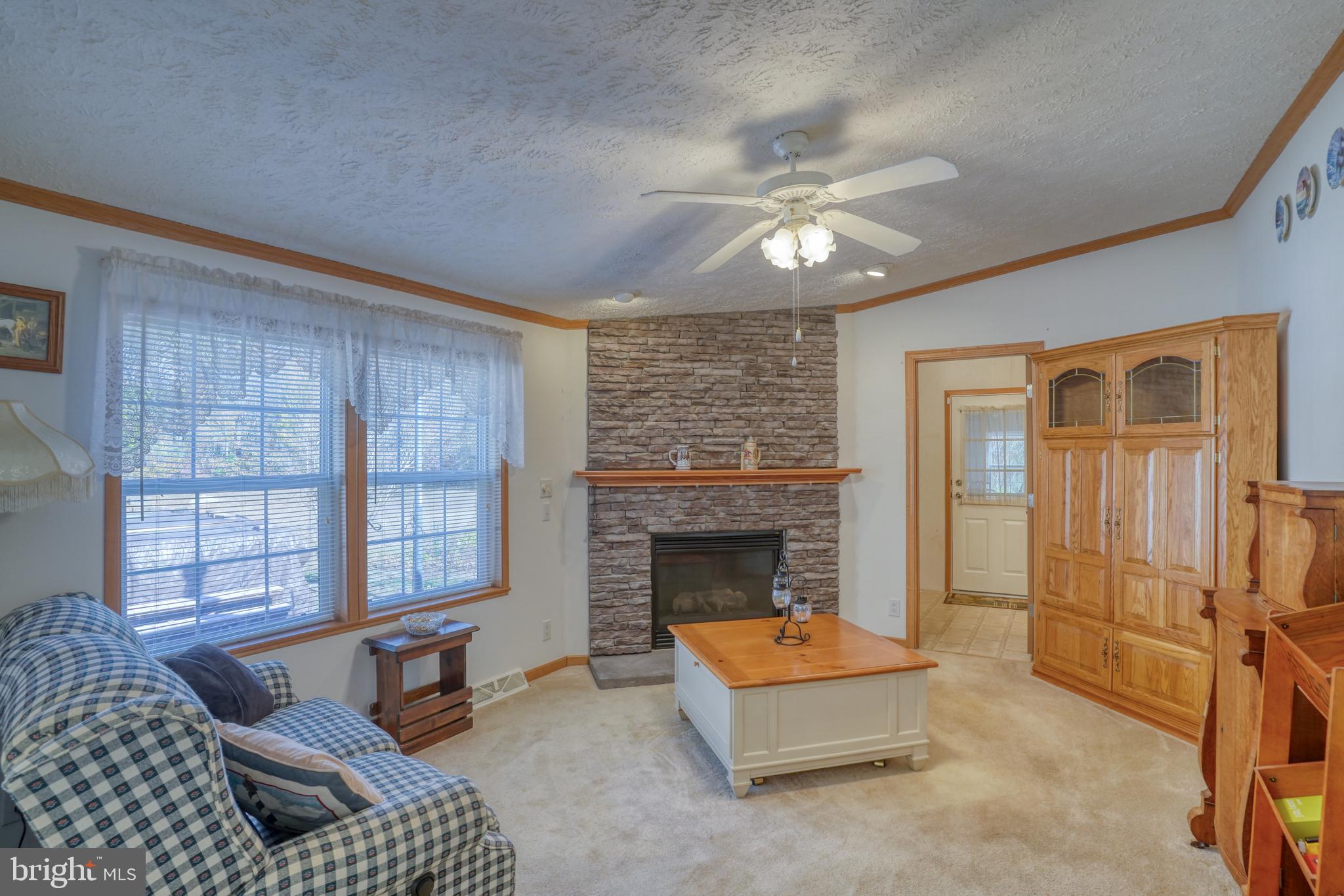 PINE RIDGE - Residential