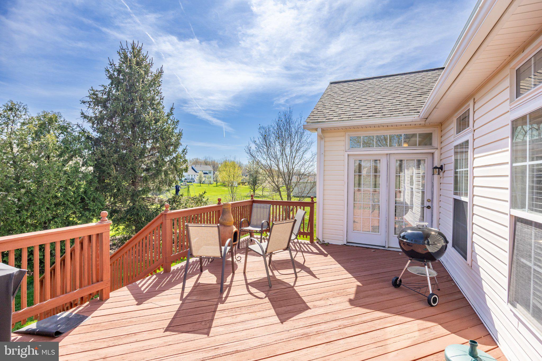 ESTS AT LONDON BROOK - Residential