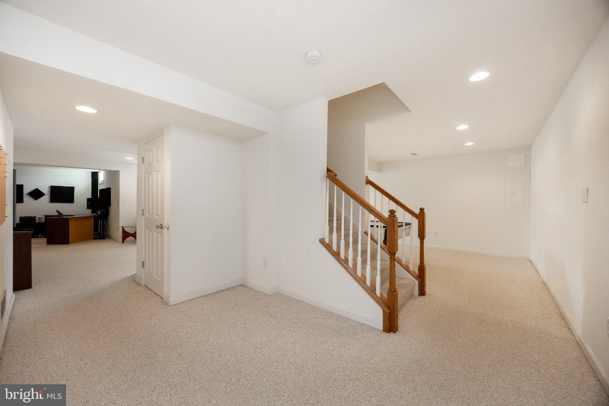 ESTS AT LONDON BROOK - Residential