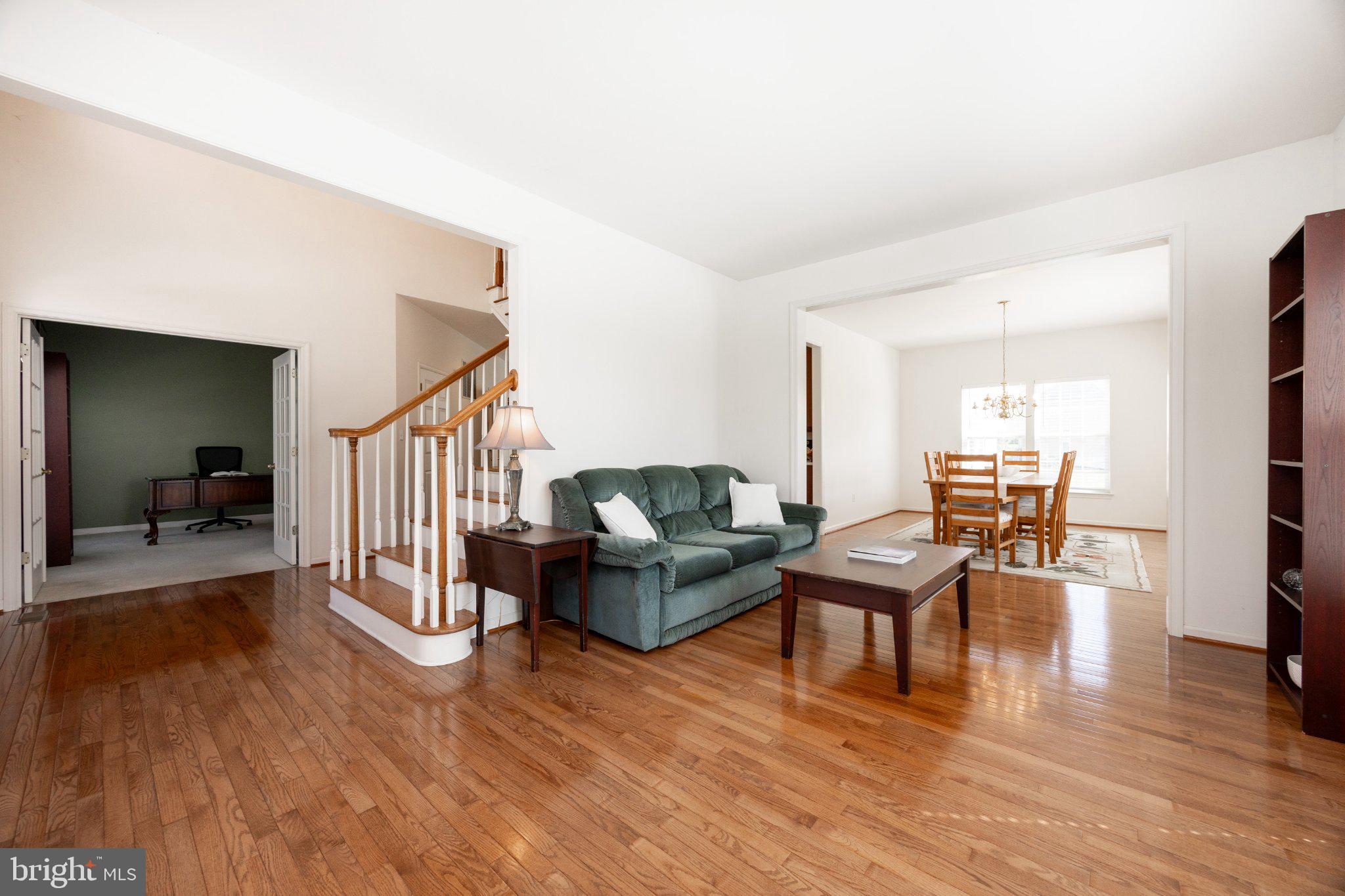 ESTS AT LONDON BROOK - Residential