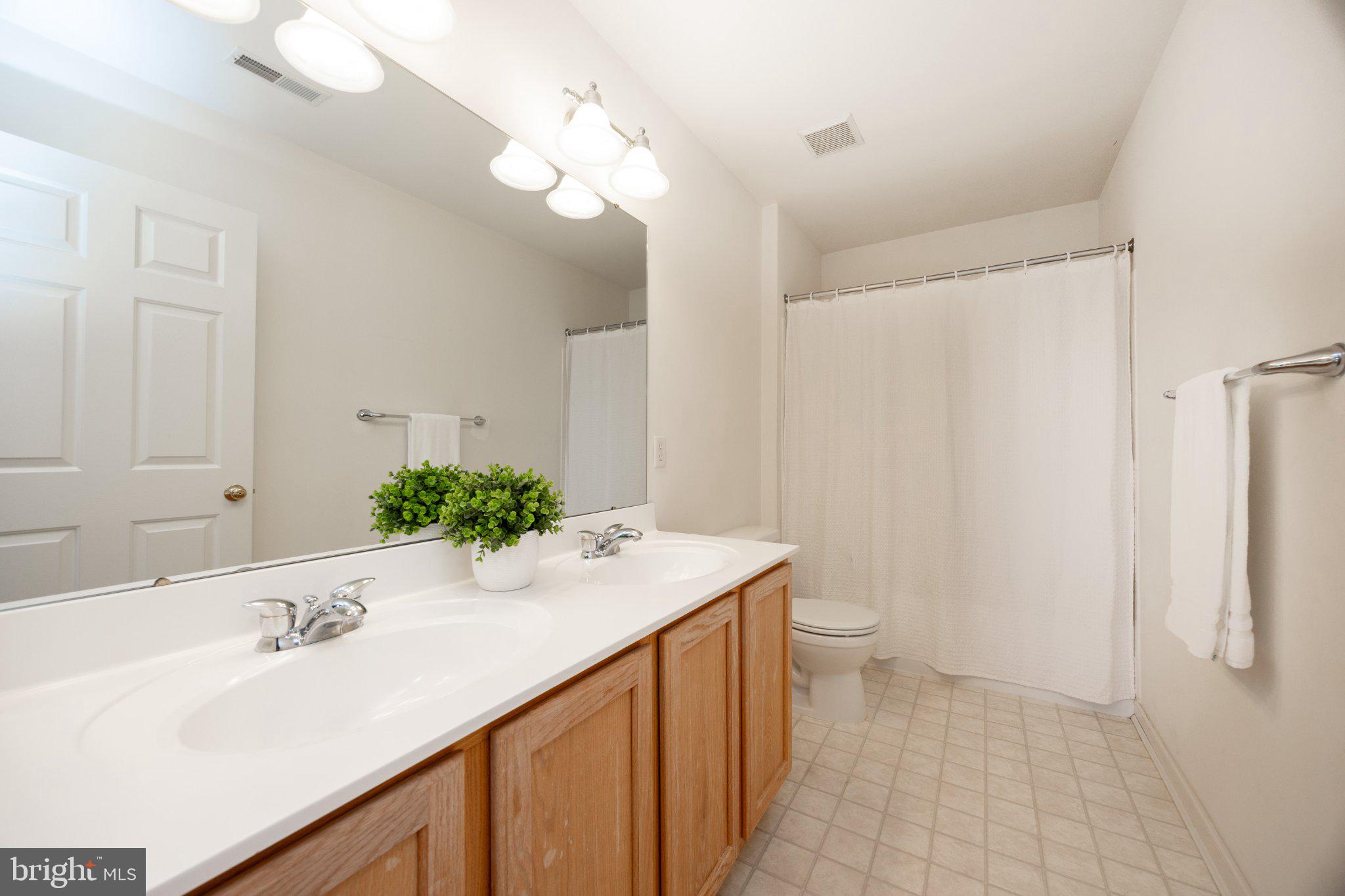 ESTS AT LONDON BROOK - Residential