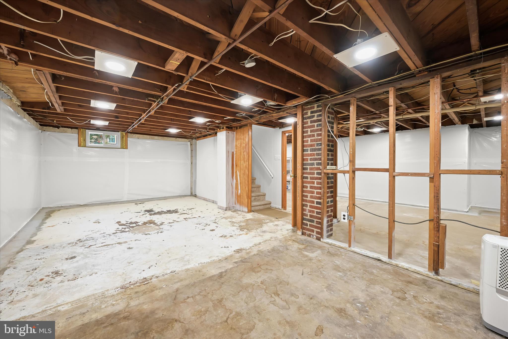 ROCK CREEK ESTATES - Residential