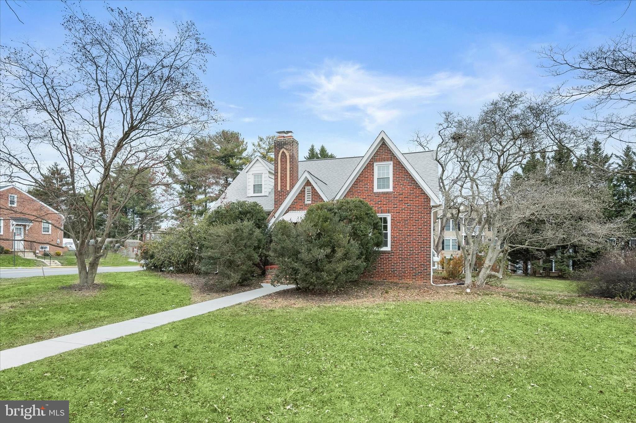 ROCK CREEK ESTATES - Residential