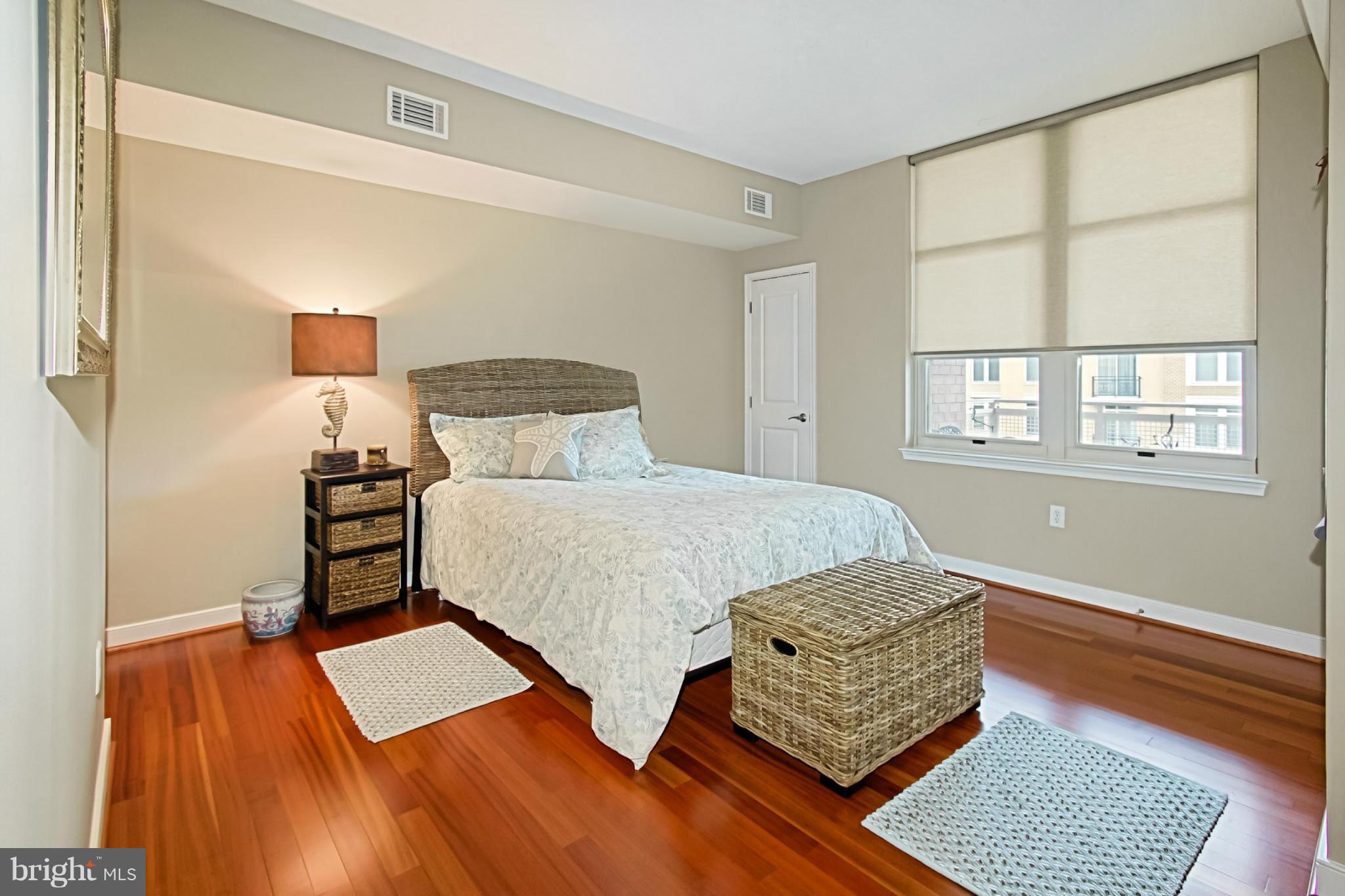 NATIONAL HARBOR - Residential