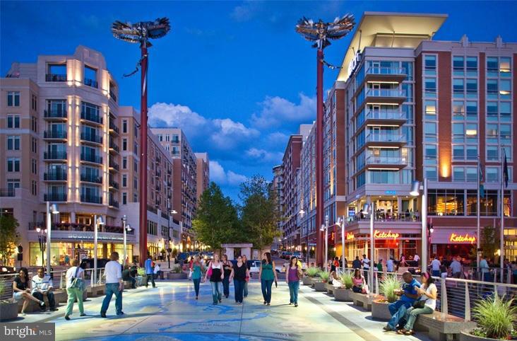 NATIONAL HARBOR - Residential