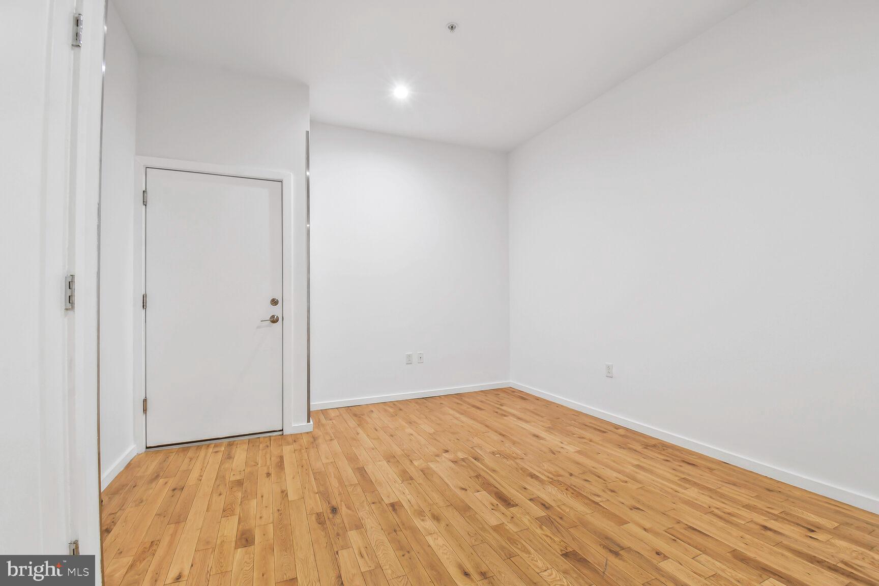 BLOOMINGDALE - Residential Lease