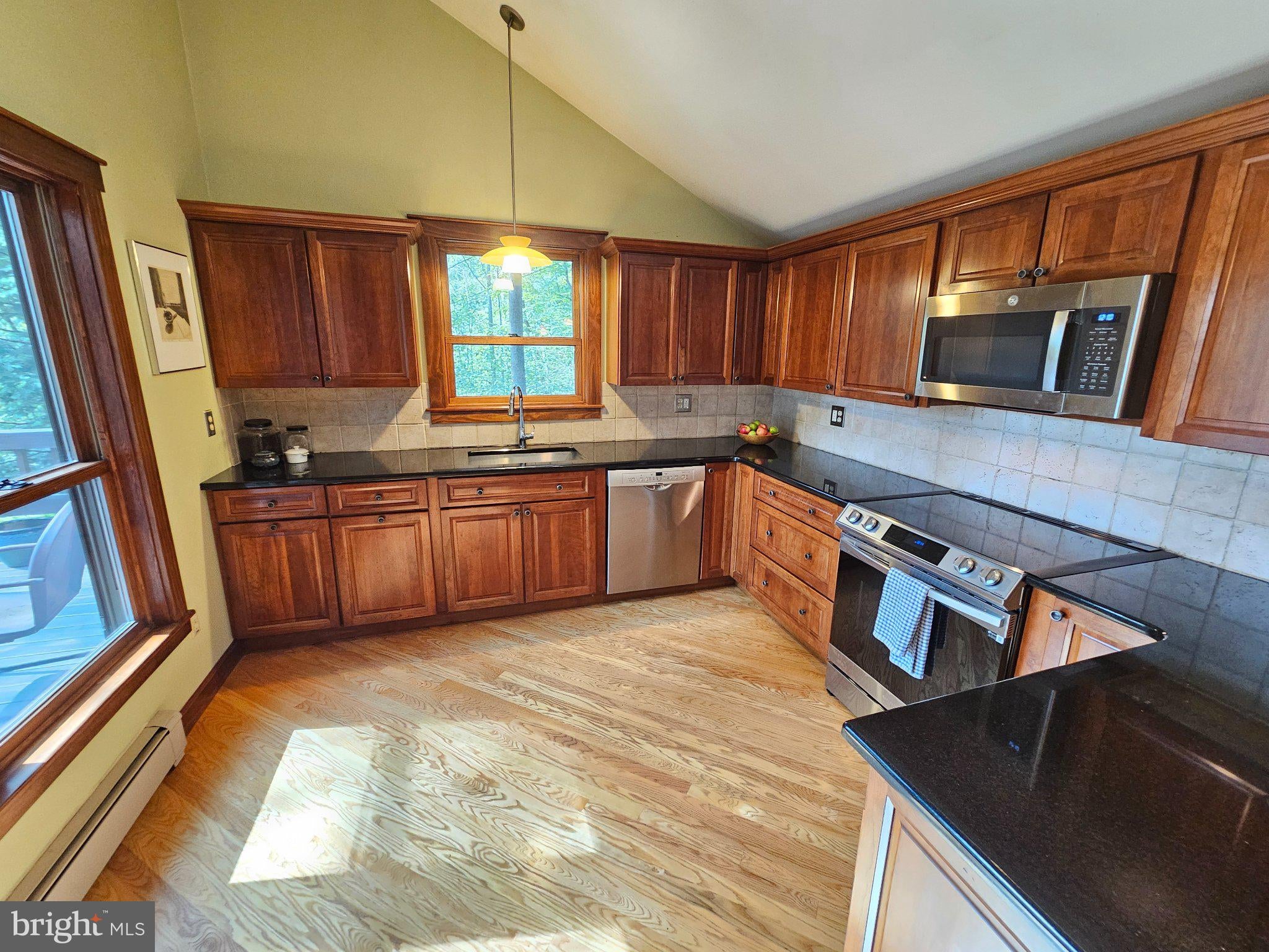 913 FURNACE ROAD