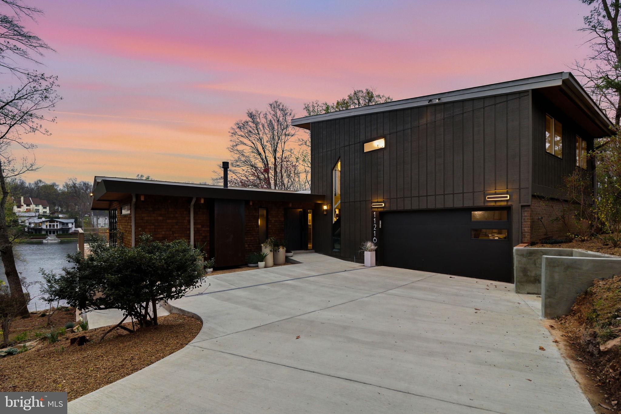 RESTON - Residential