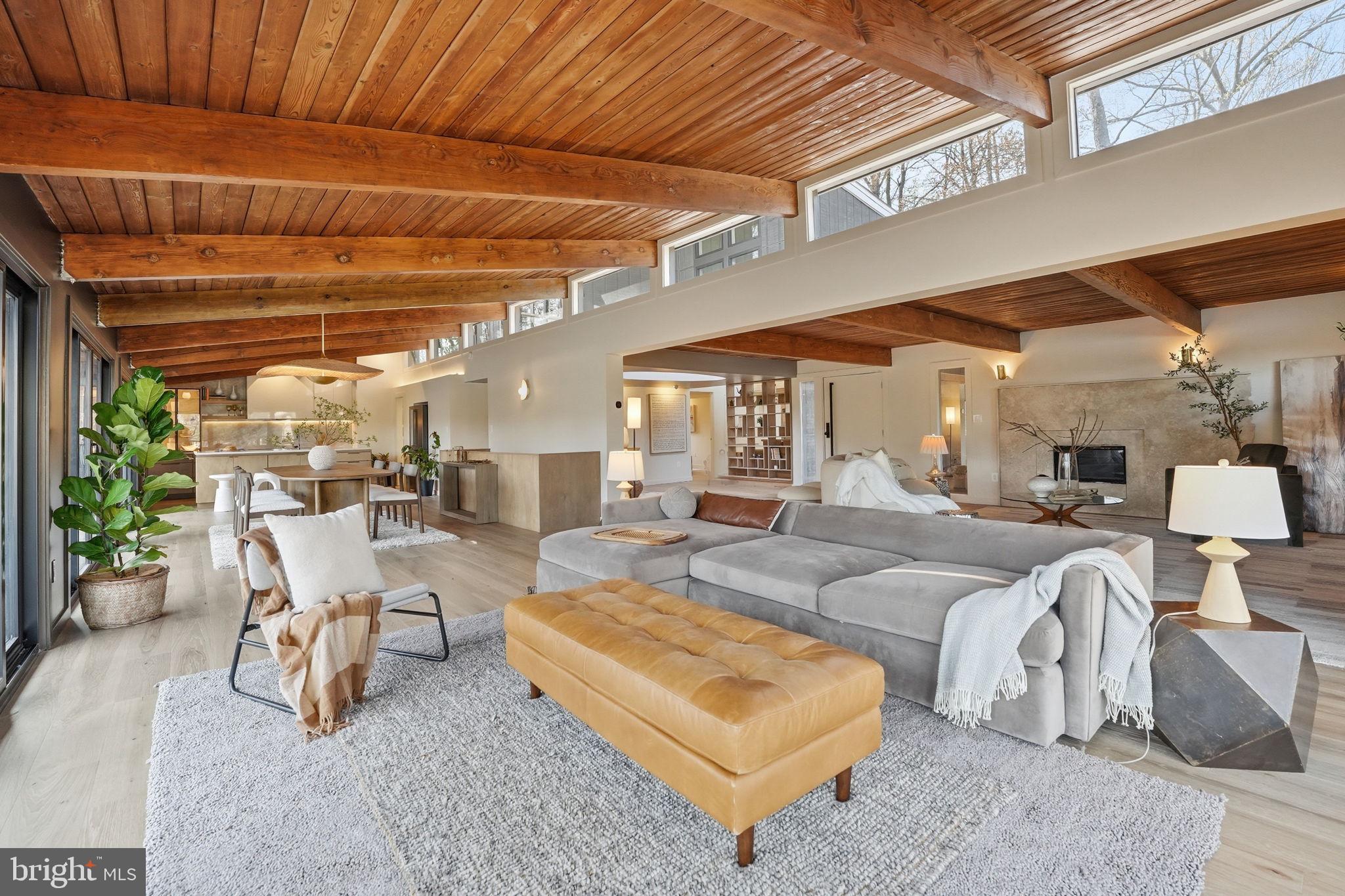 RESTON - Residential