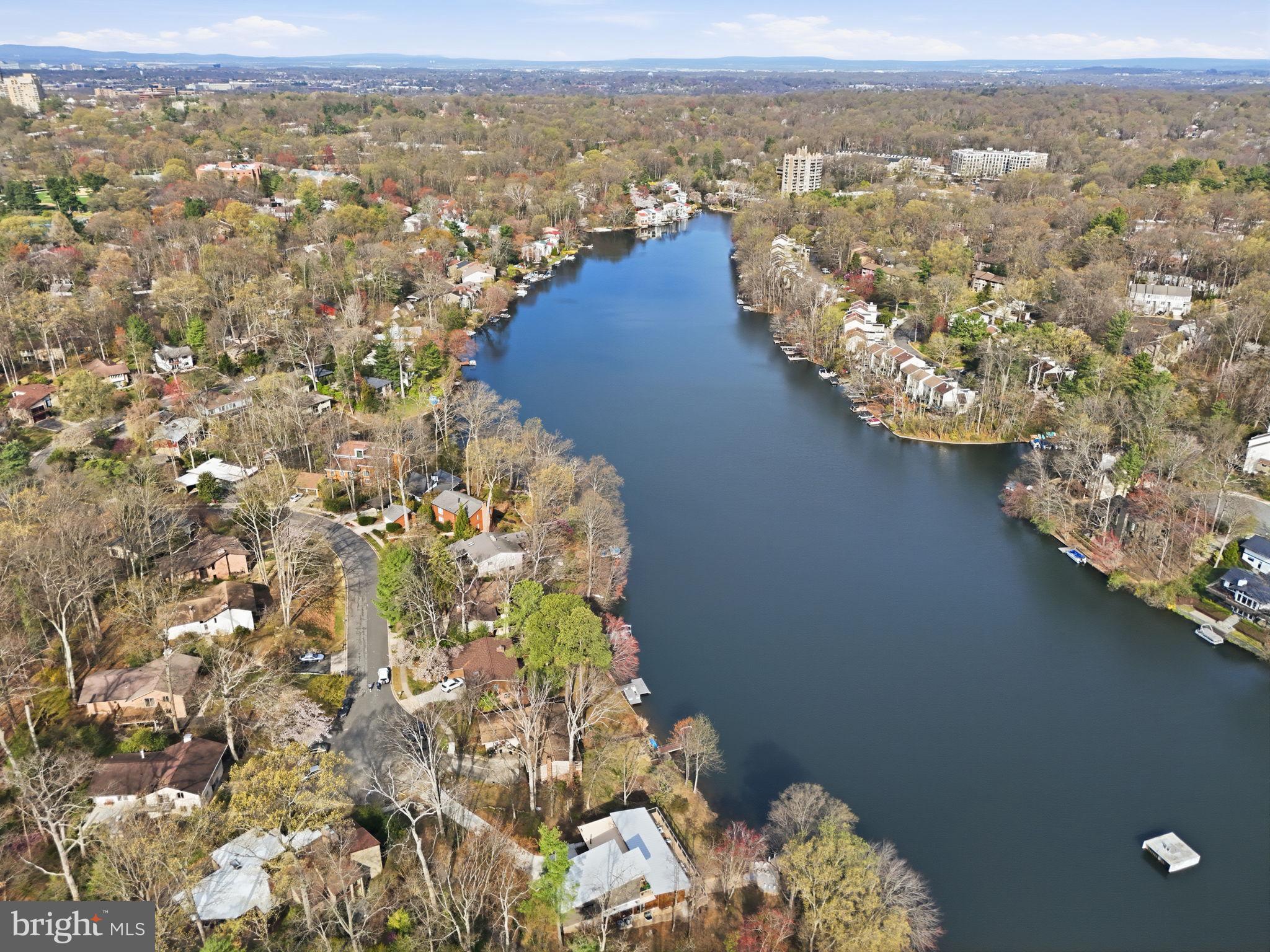 RESTON - Residential