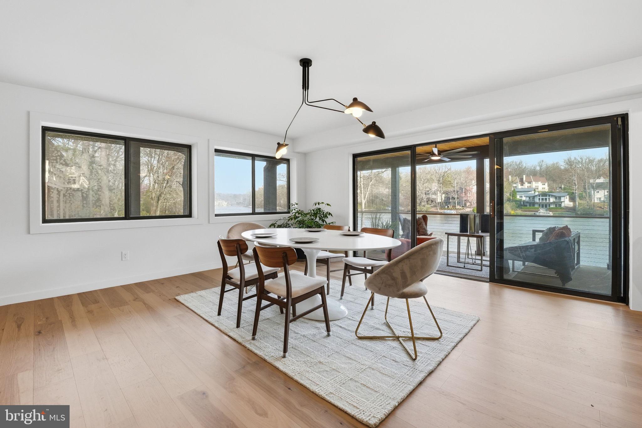 RESTON - Residential