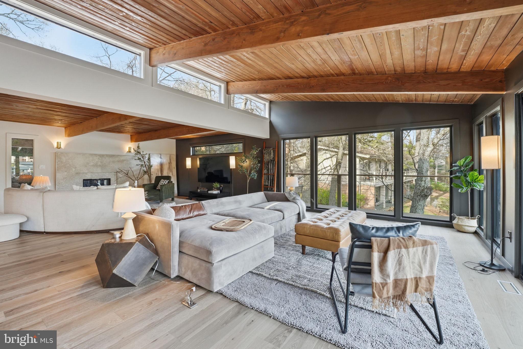 RESTON - Residential