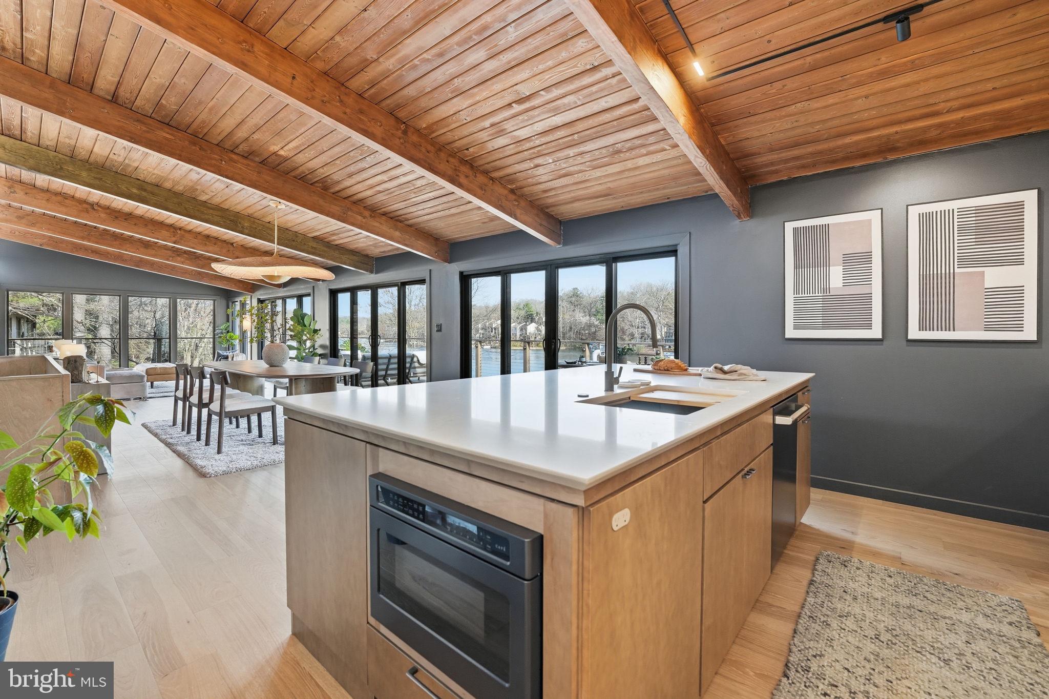 RESTON - Residential