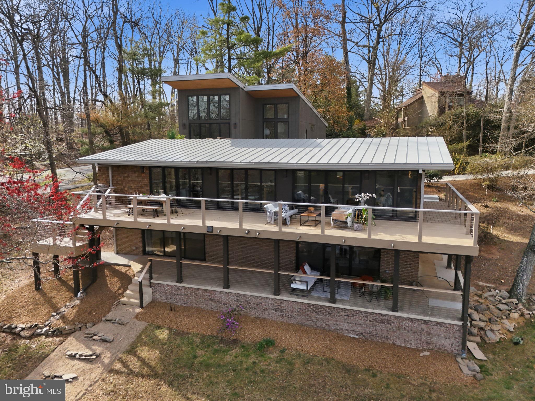 RESTON - Residential