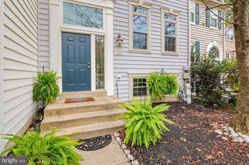 Photo of 7207 Solar Walk, COLUMBIA, MD 21046 (MLS # MDHW2055652)