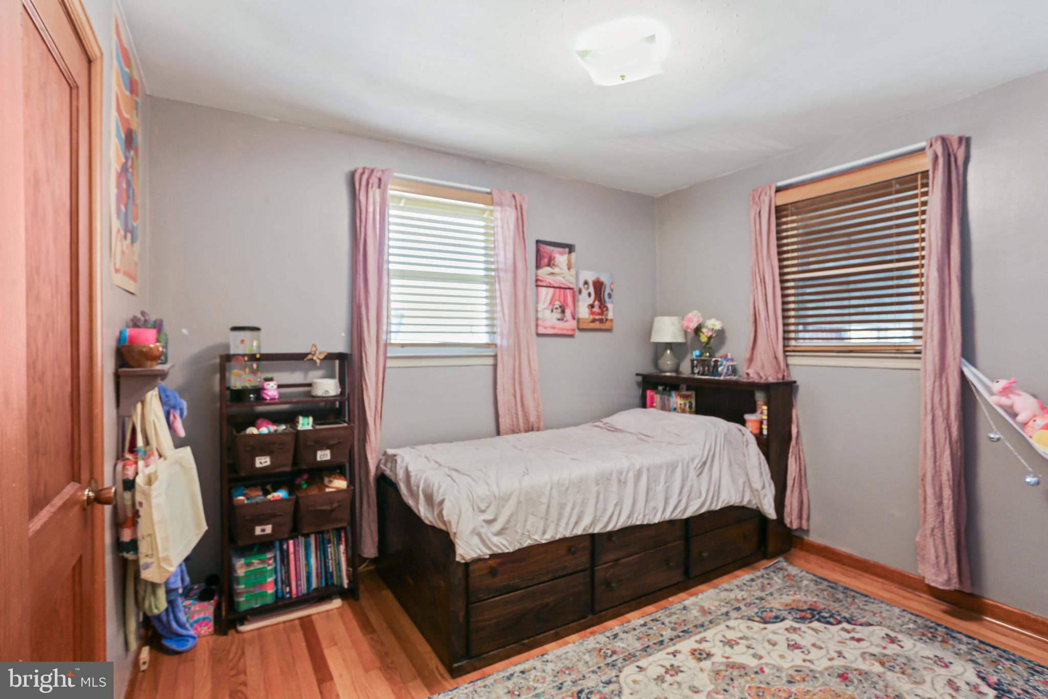 OAKLAND TERRACE - Residential