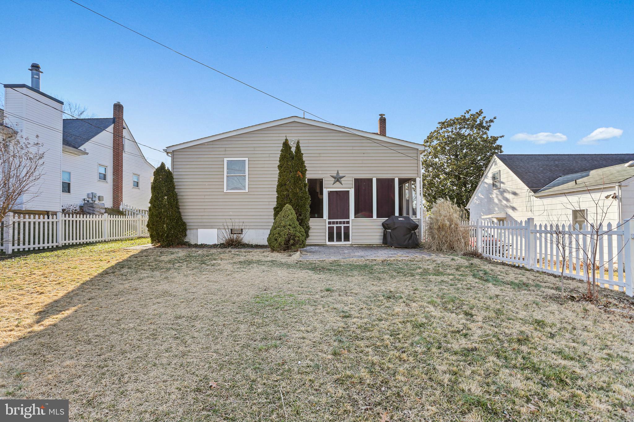 OAKLAND TERRACE - Residential