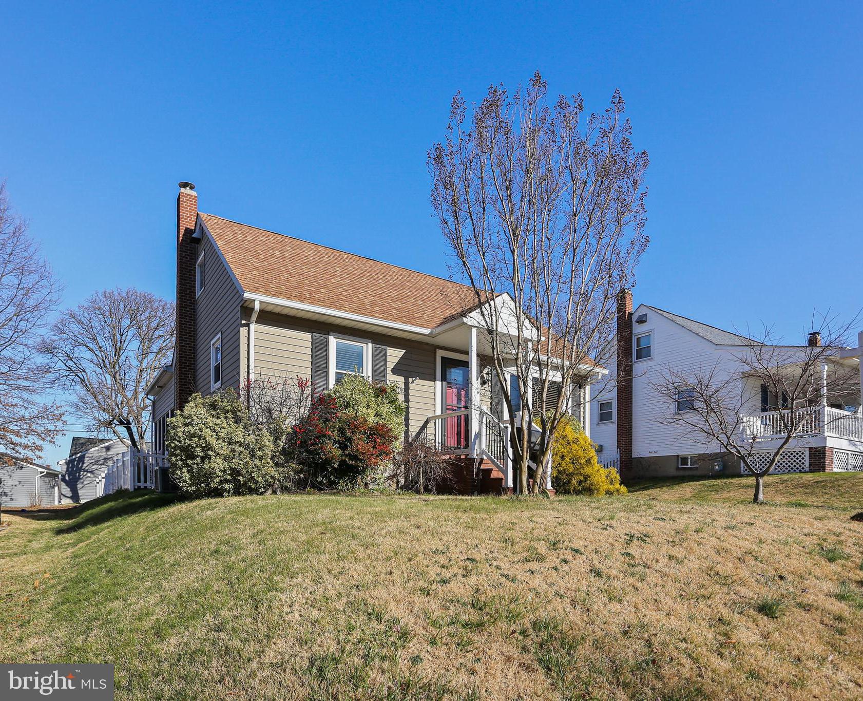 OAKLAND TERRACE - Residential