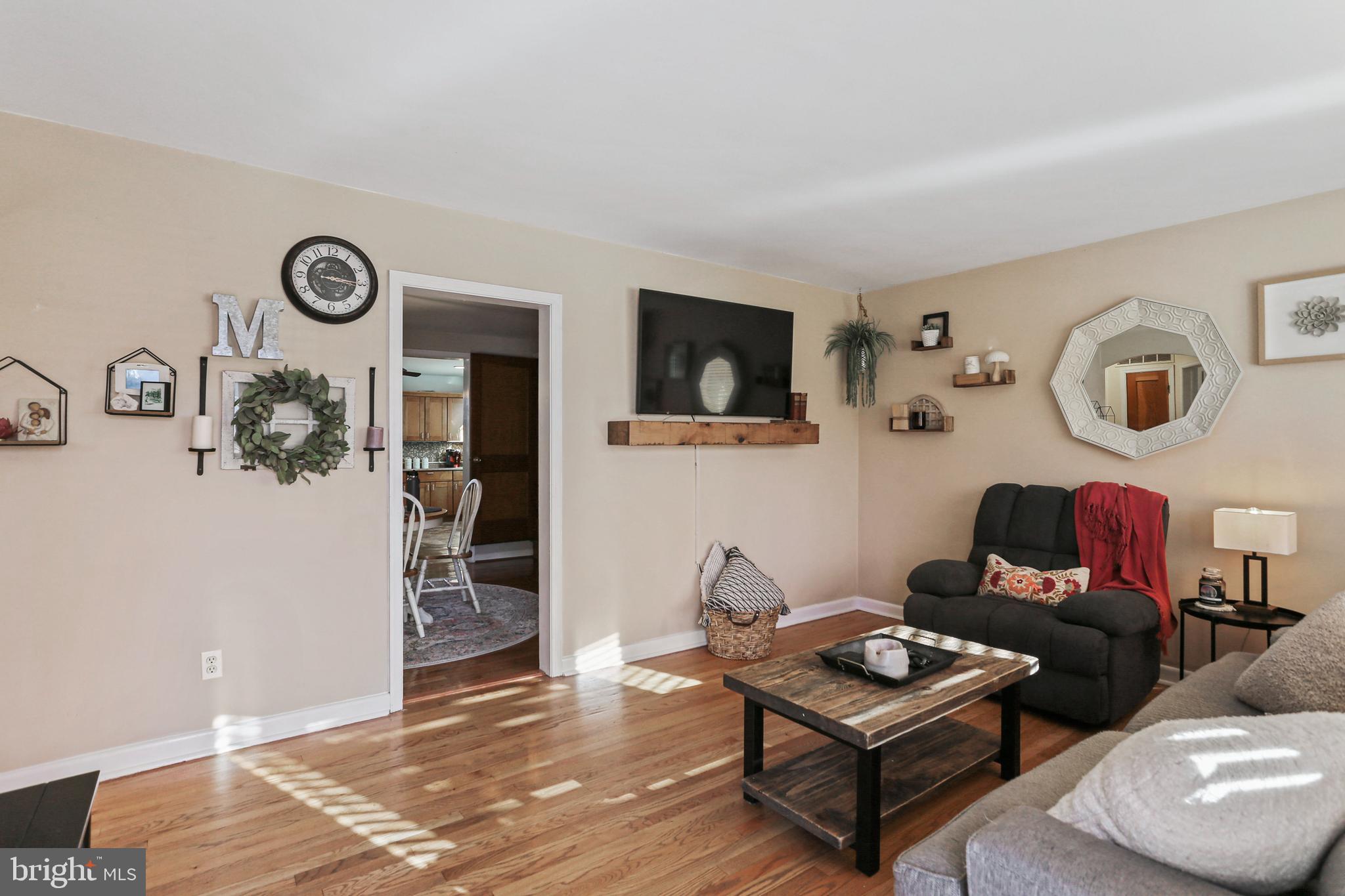 OAKLAND TERRACE - Residential