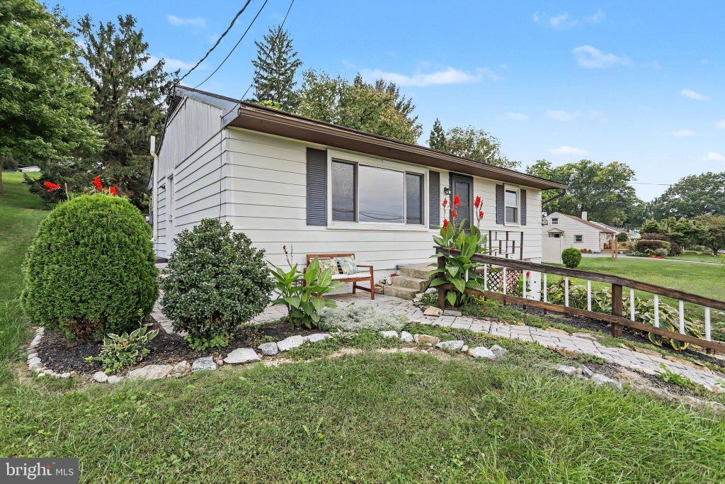 Photo of 3968 Marietta Avenue, COLUMBIA, PA 17512 (MLS # PALA2095368)