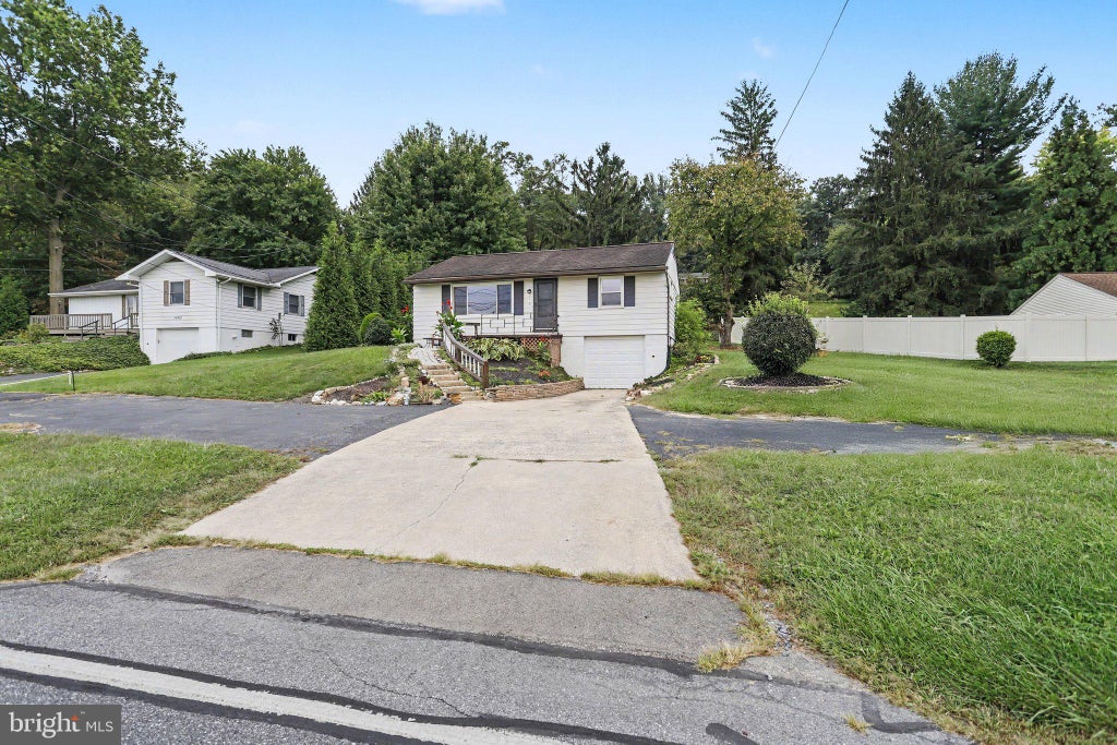 Photo of 3968 Marietta Avenue, COLUMBIA, PA 17512 (MLS # PALA2095368)