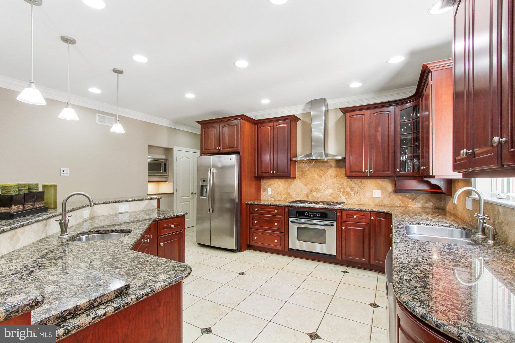 EAST YORK - Residential