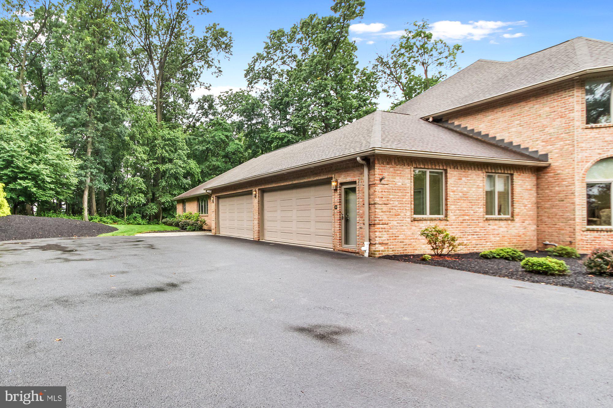 EAST YORK - Residential