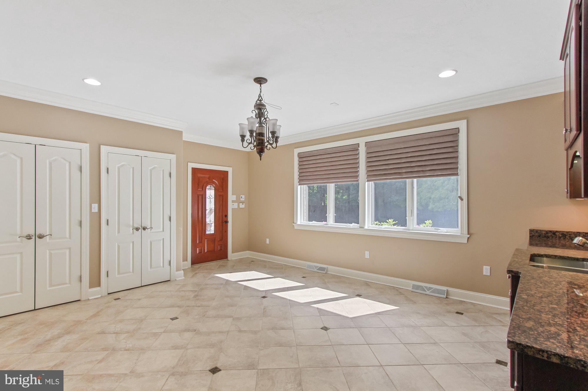 EAST YORK - Residential