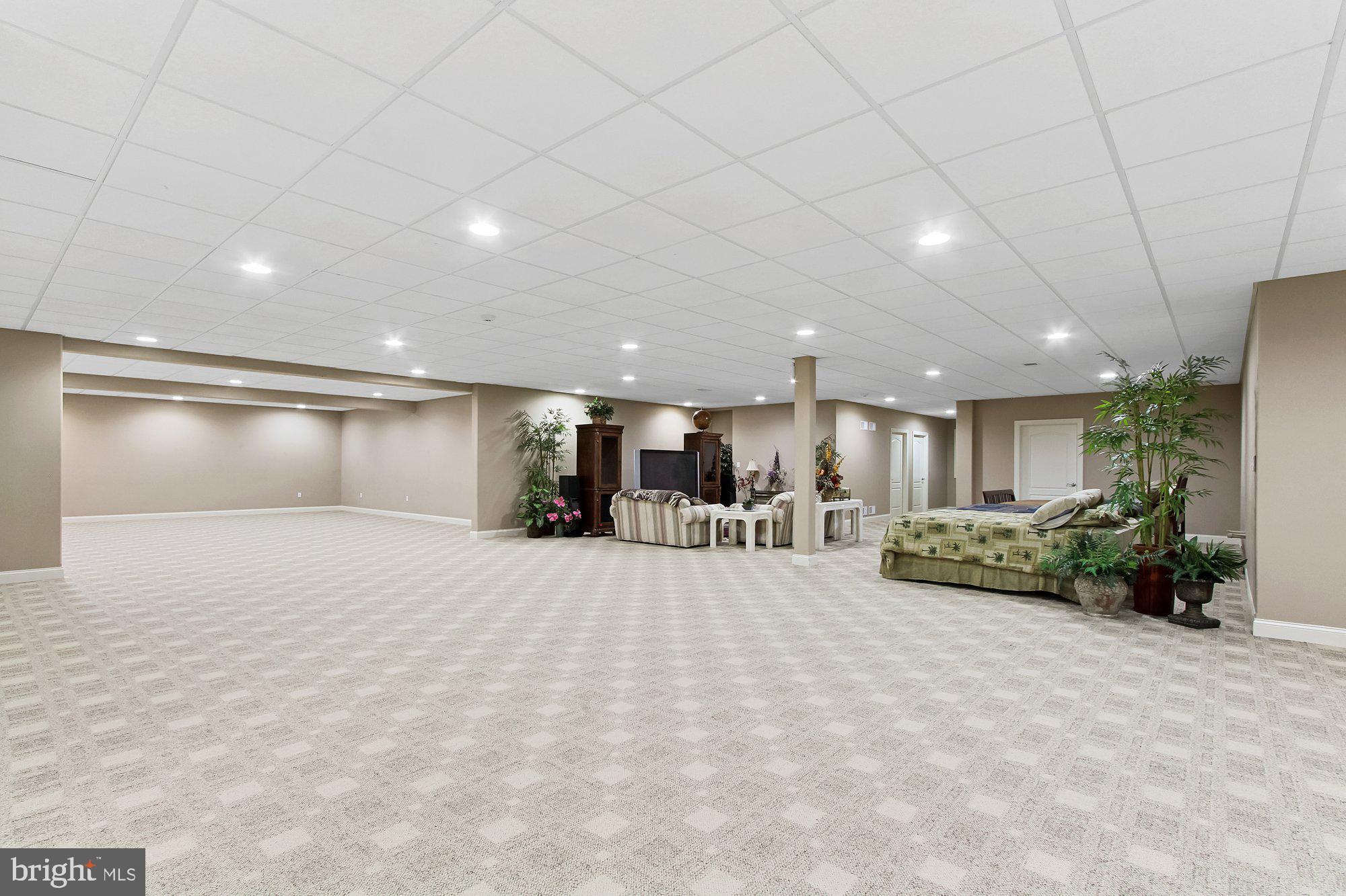 EAST YORK - Residential