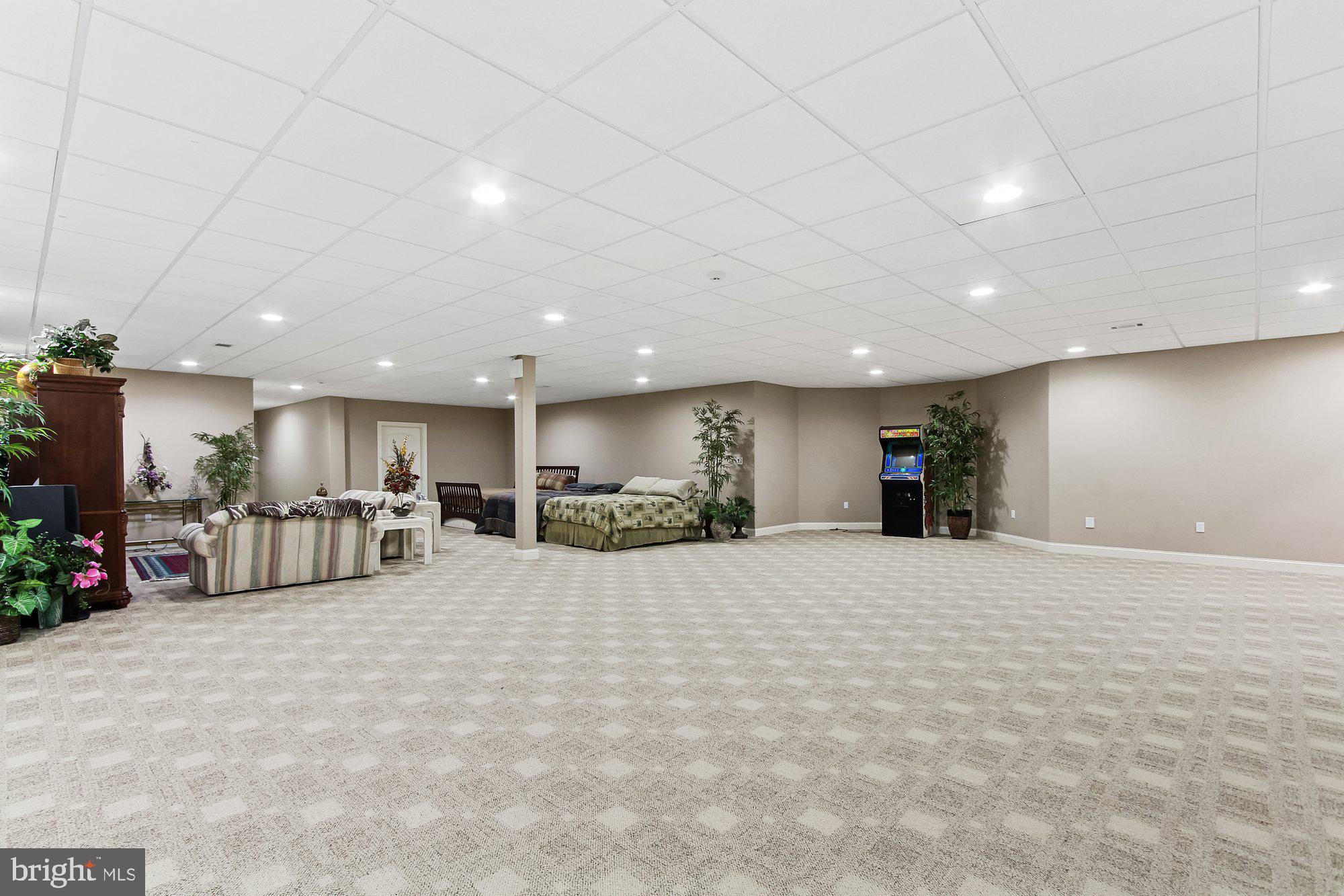 EAST YORK - Residential