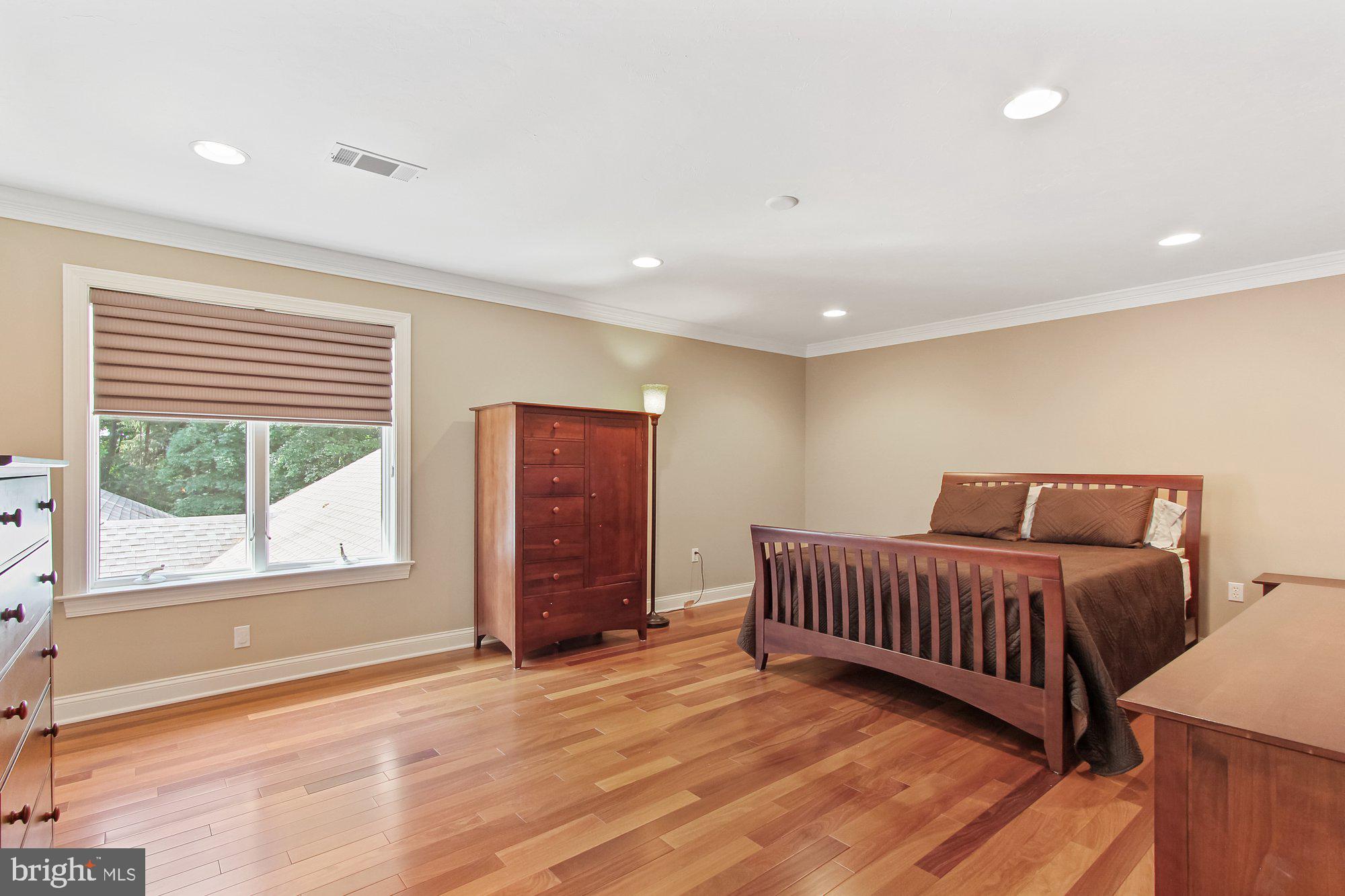 EAST YORK - Residential