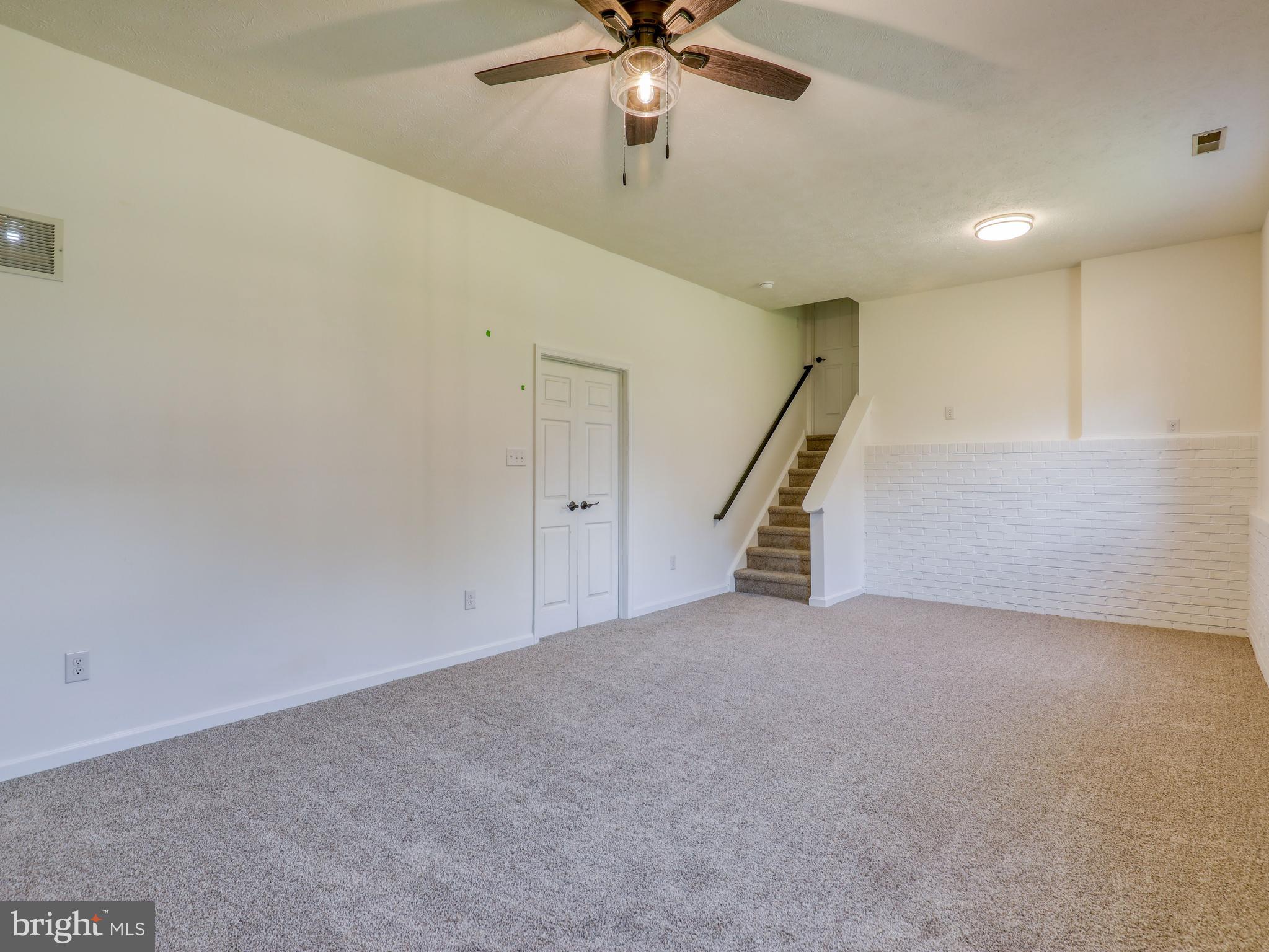 BROWNLAND - Residential