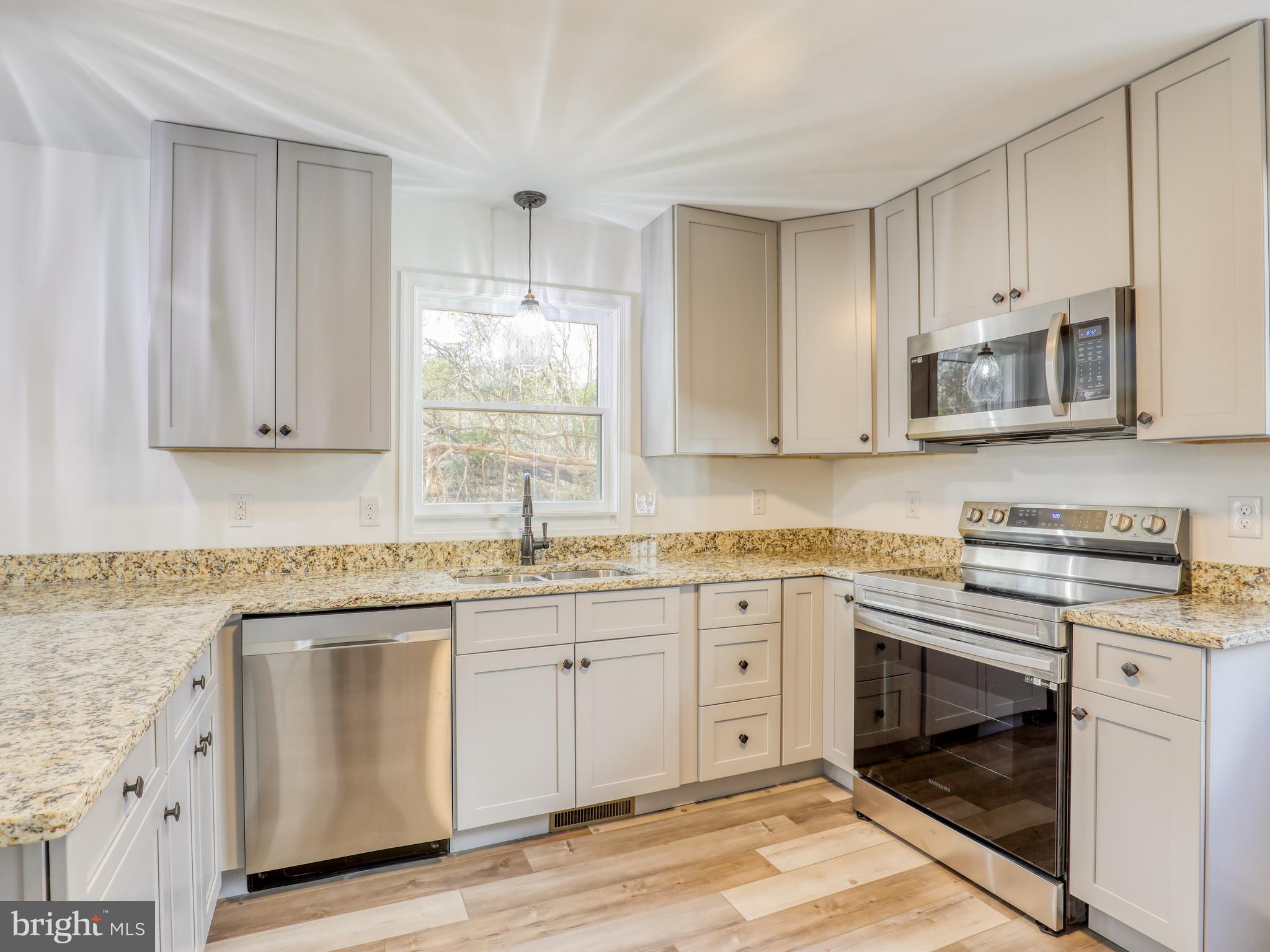 BROWNLAND - Residential