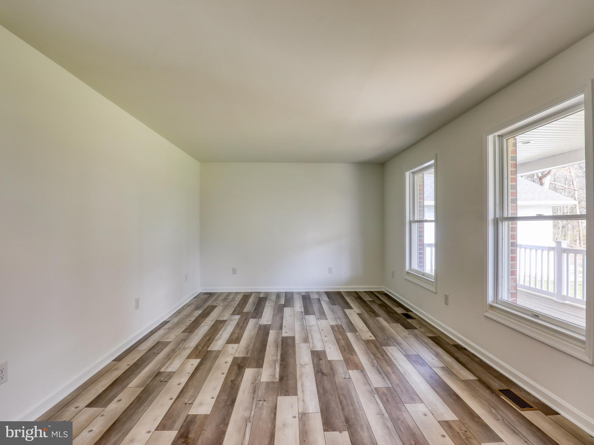 BROWNLAND - Residential