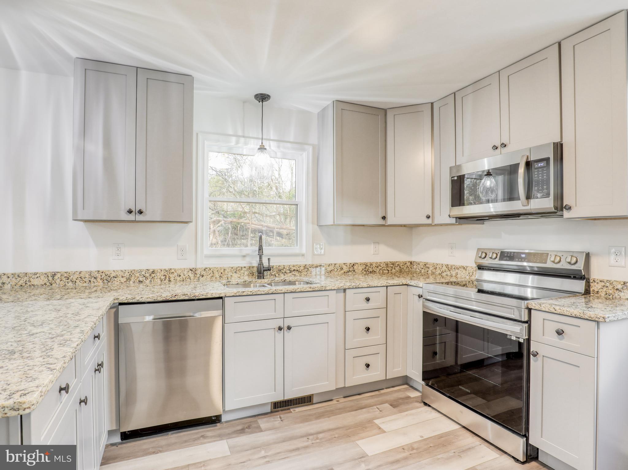 BROWNLAND - Residential