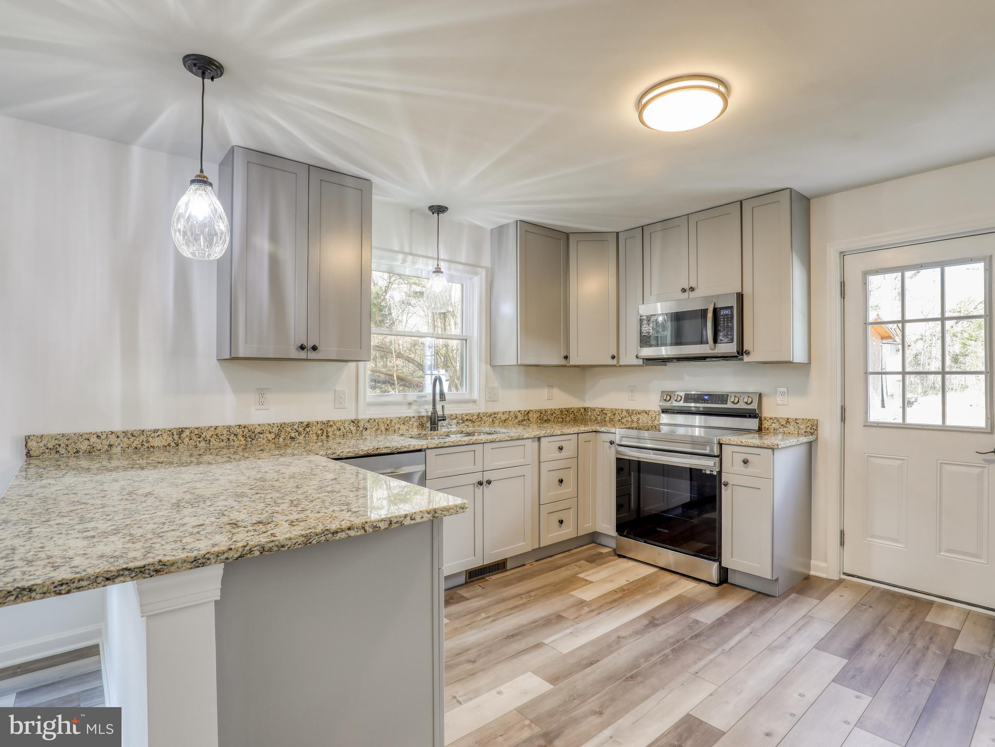 BROWNLAND - Residential