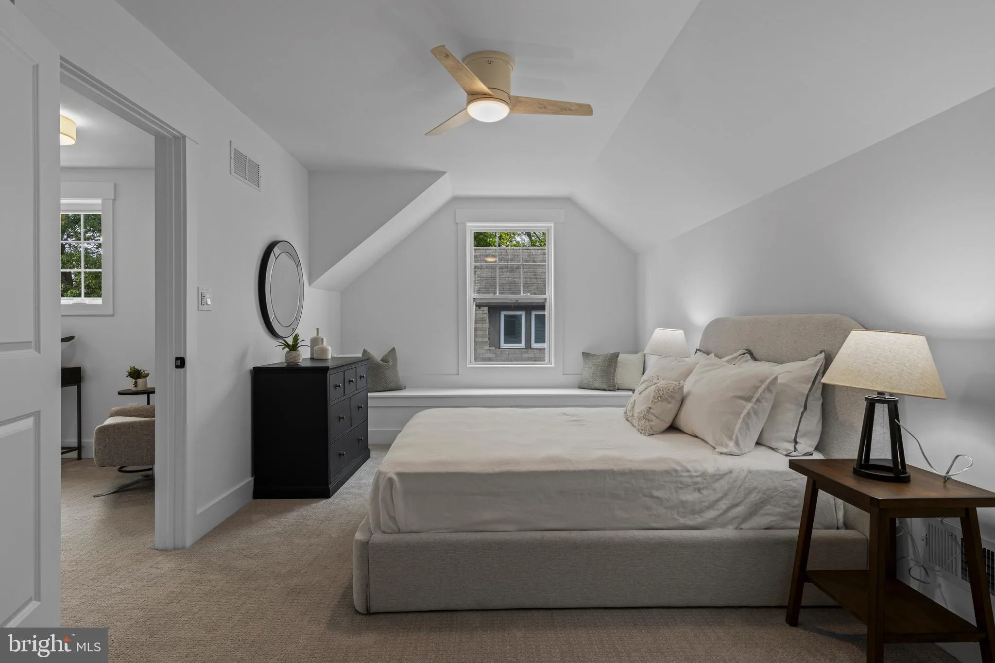 Narberth, Pennsylvania 19072, United States, 4 Bedrooms Bedrooms, ,5 BathroomsBathrooms,Residential,Active,203097