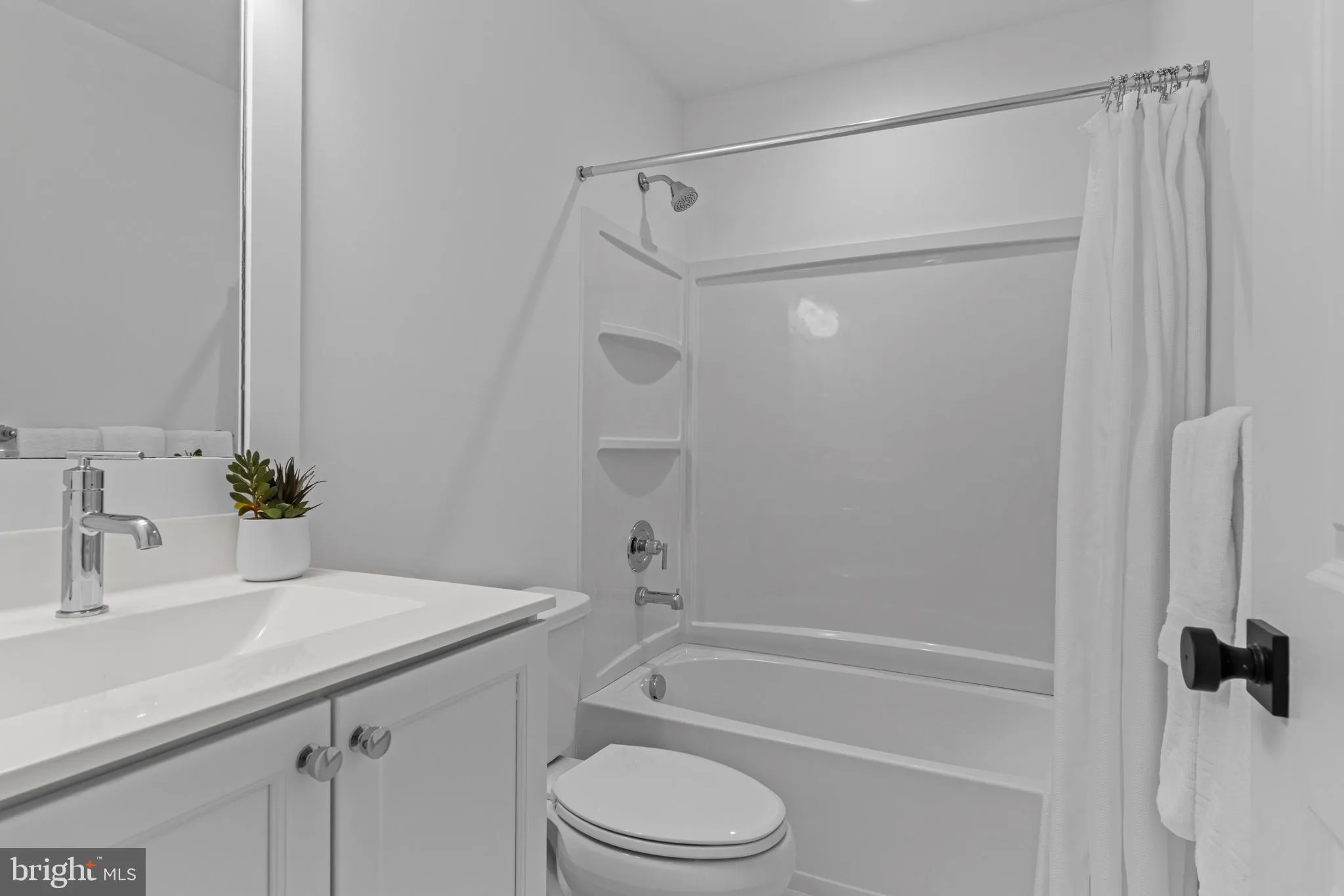 Narberth, Pennsylvania 19072, United States, 4 Bedrooms Bedrooms, ,5 BathroomsBathrooms,Residential,Active,203097