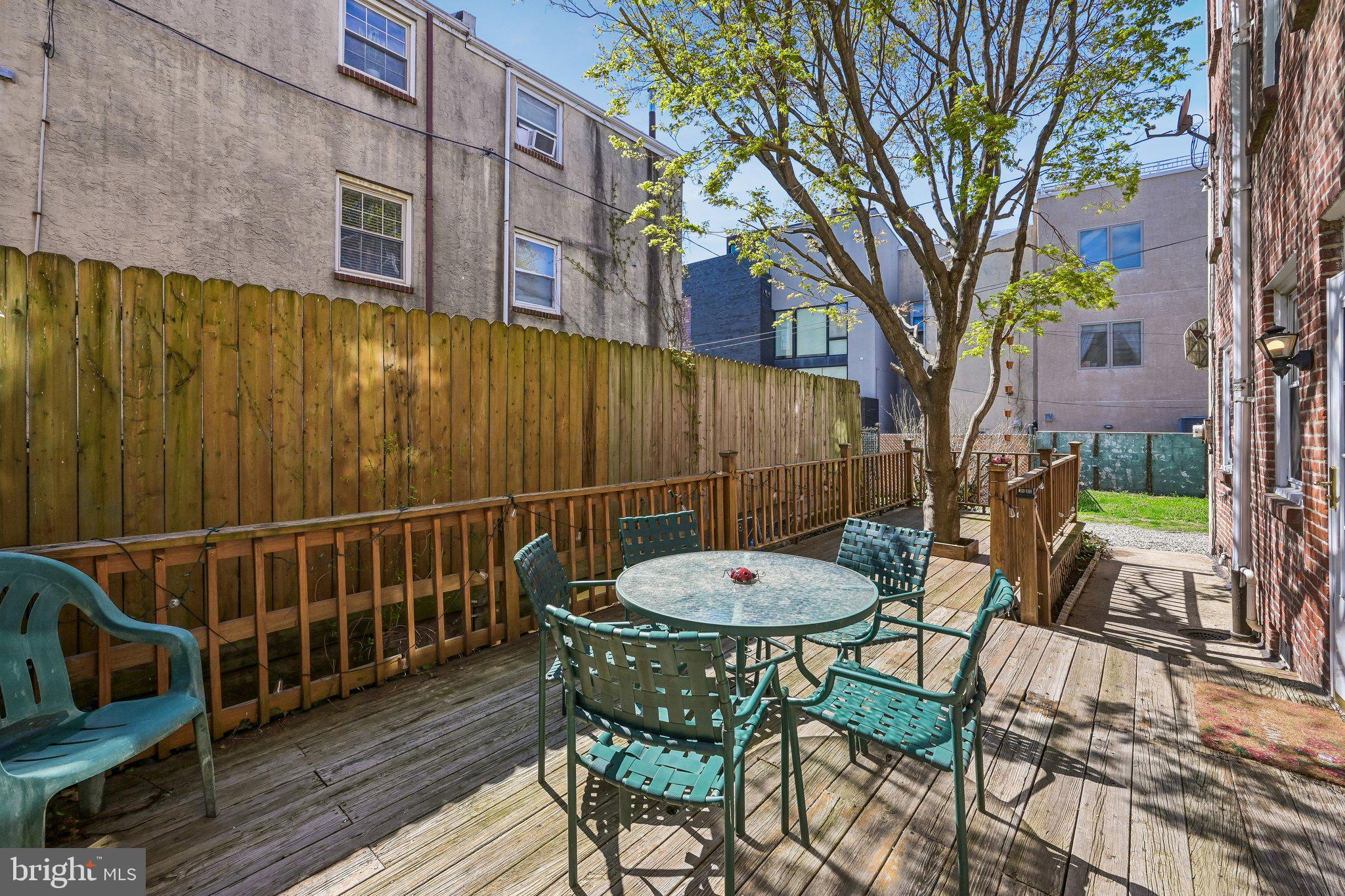 335-337R POPLAR STREET