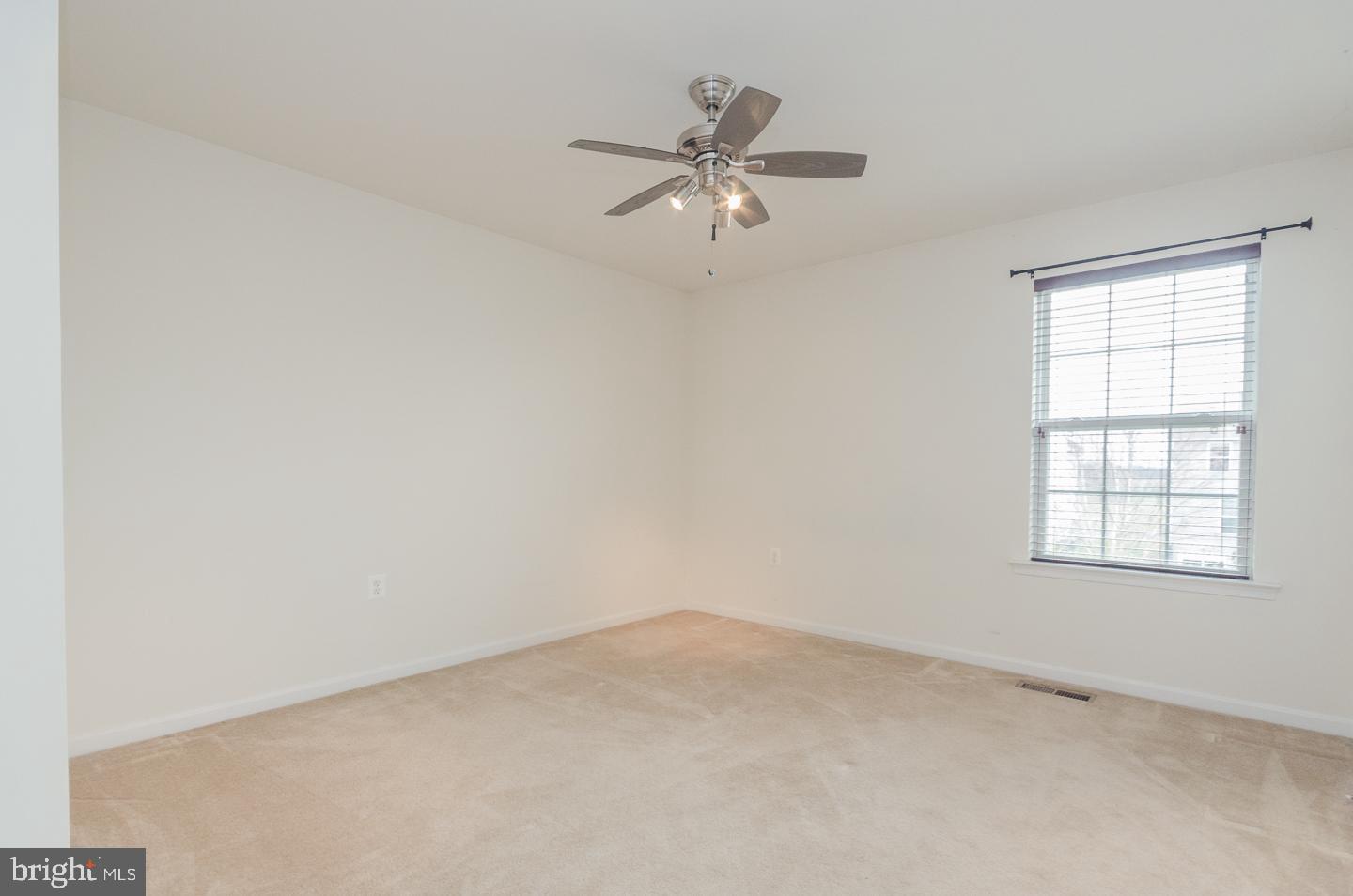 LIBERTY RUN - Residential