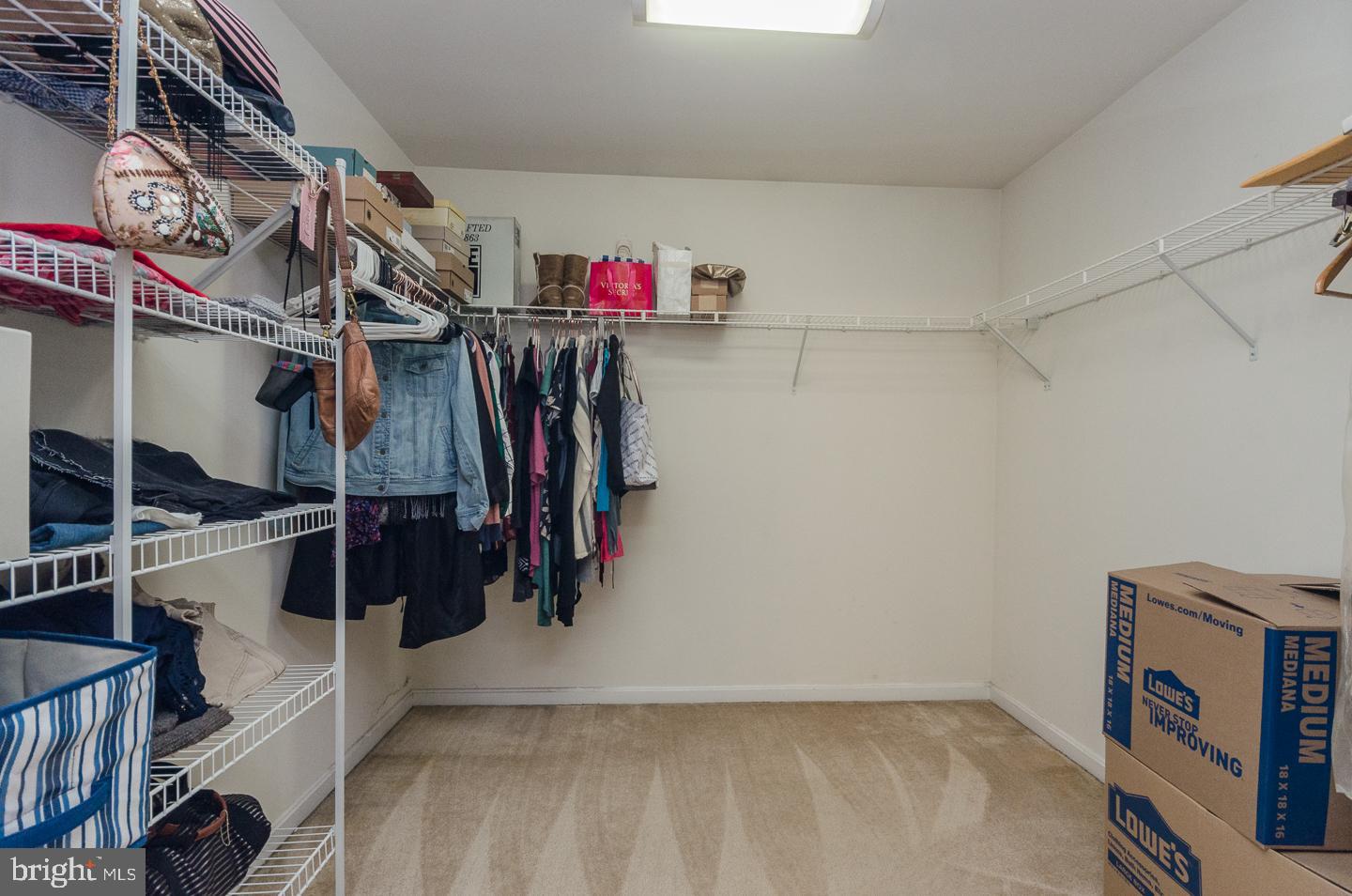 LIBERTY RUN - Residential