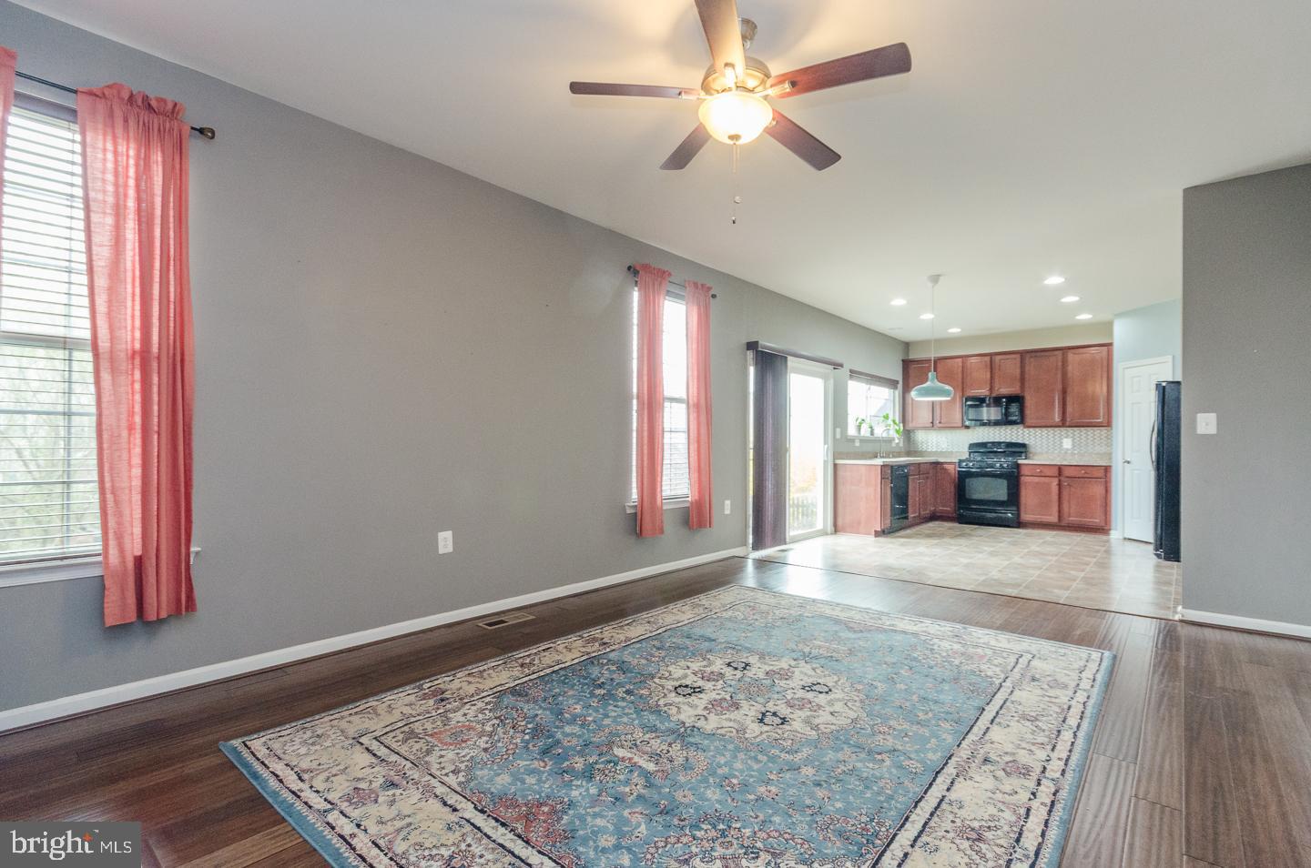 LIBERTY RUN - Residential