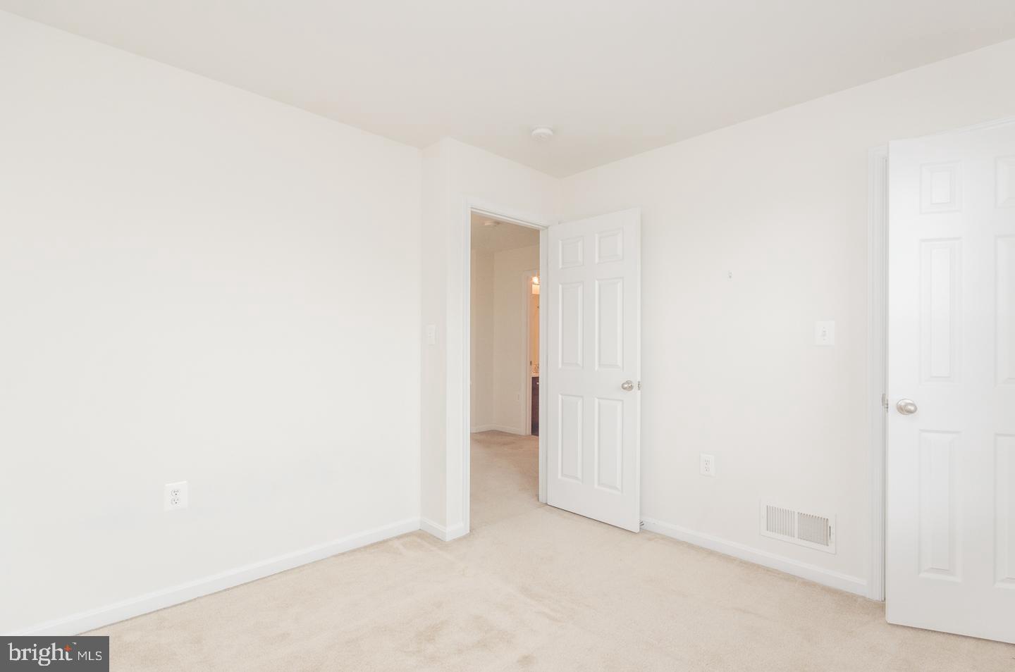 LIBERTY RUN - Residential