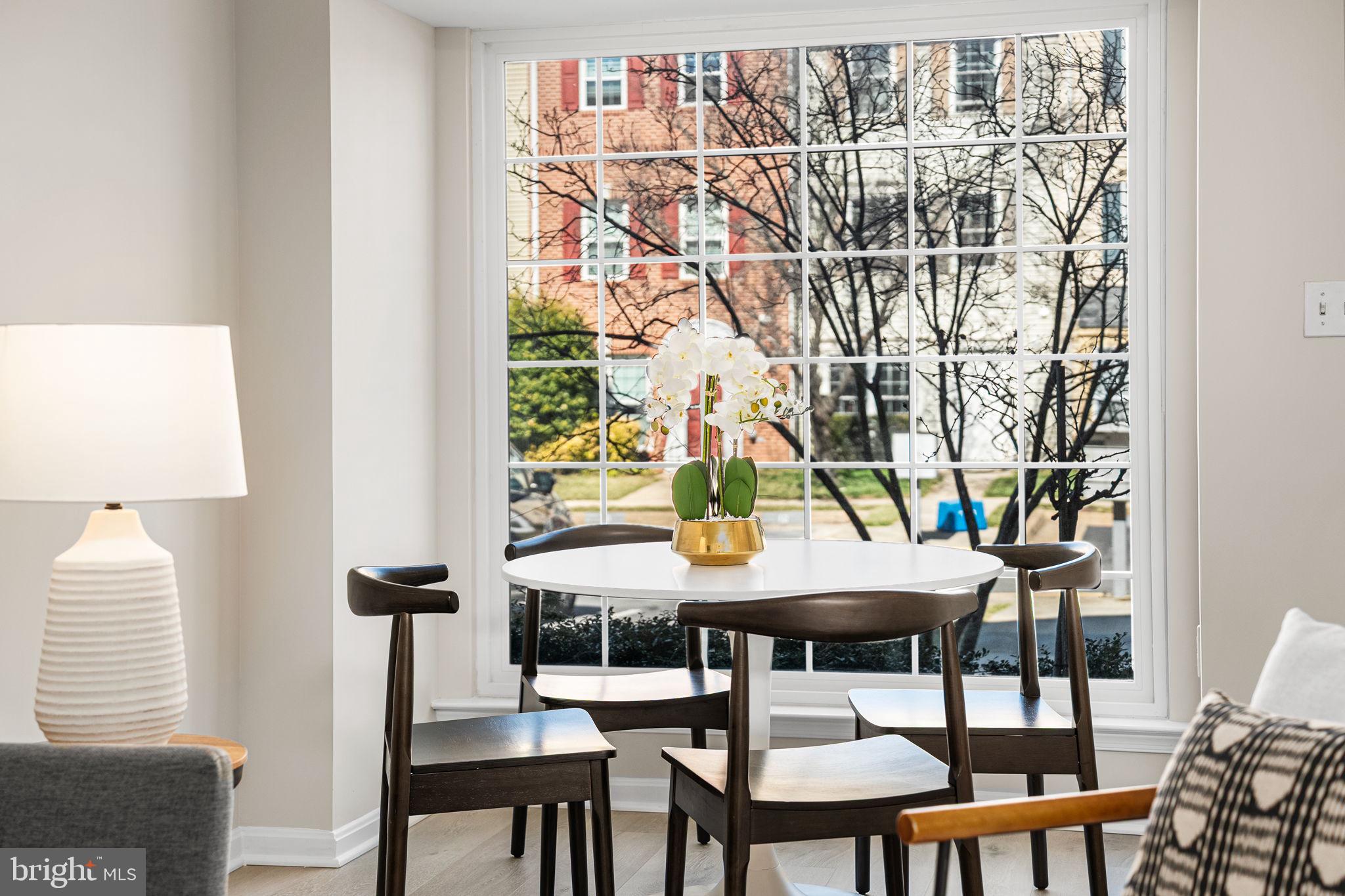 FAIR LAKES - Residential