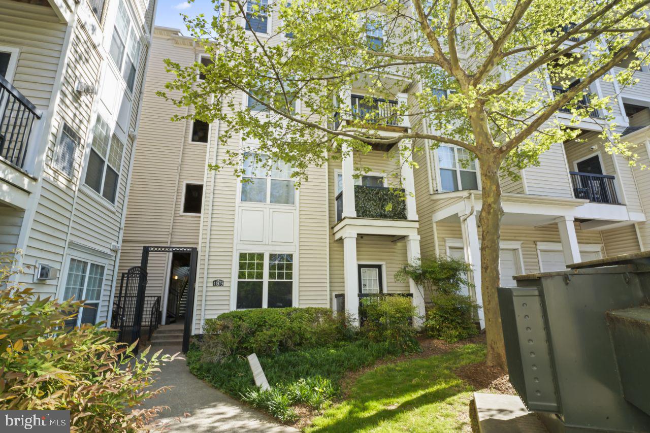 FAIRFAX RIDGE CONDOS - Residential