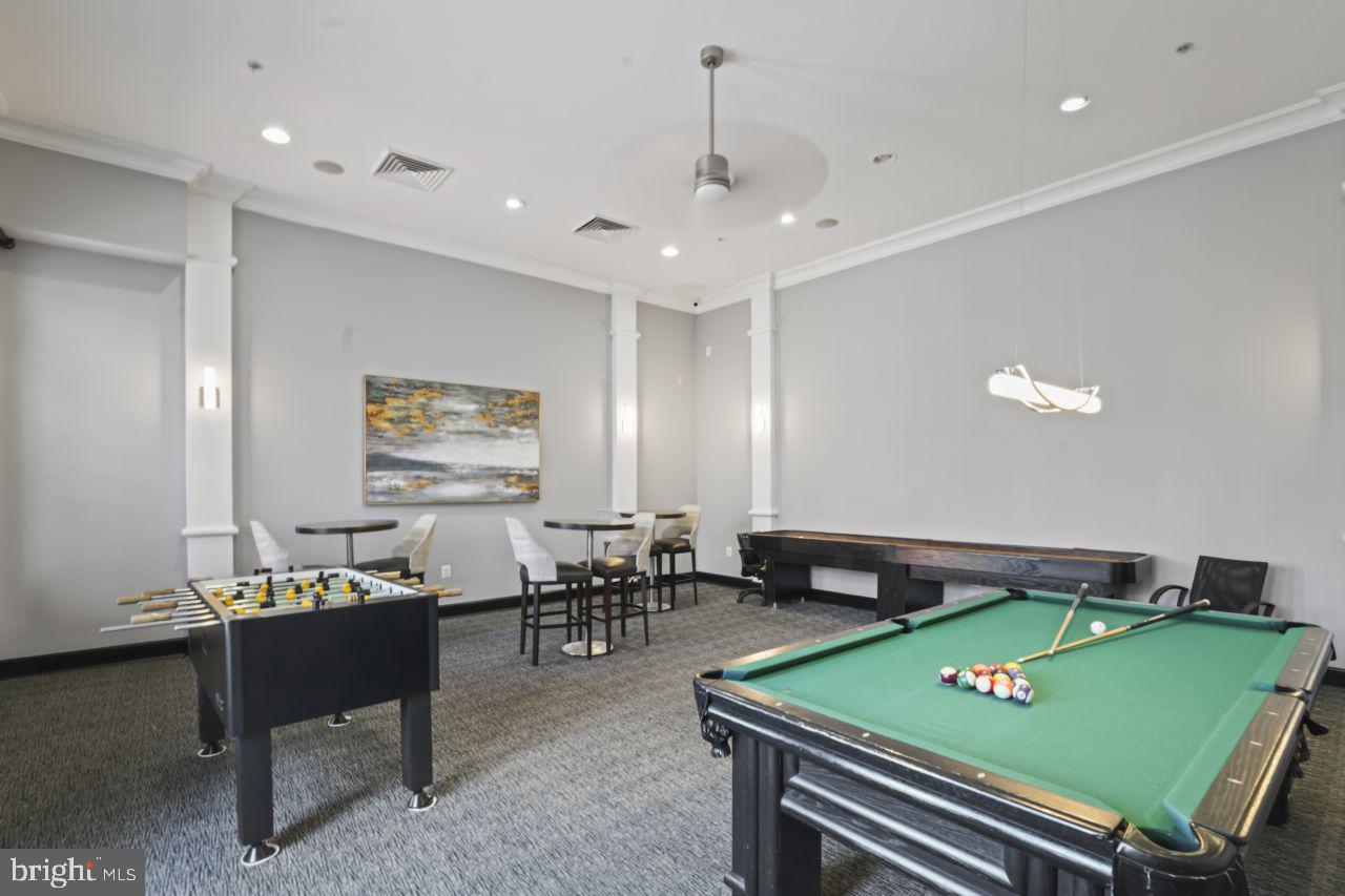 FAIRFAX RIDGE CONDOS - Residential